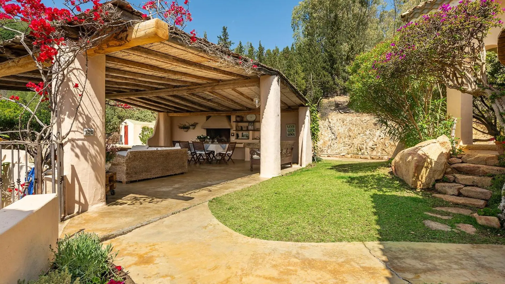 Villa Paola Villasimius 0*,  Italy